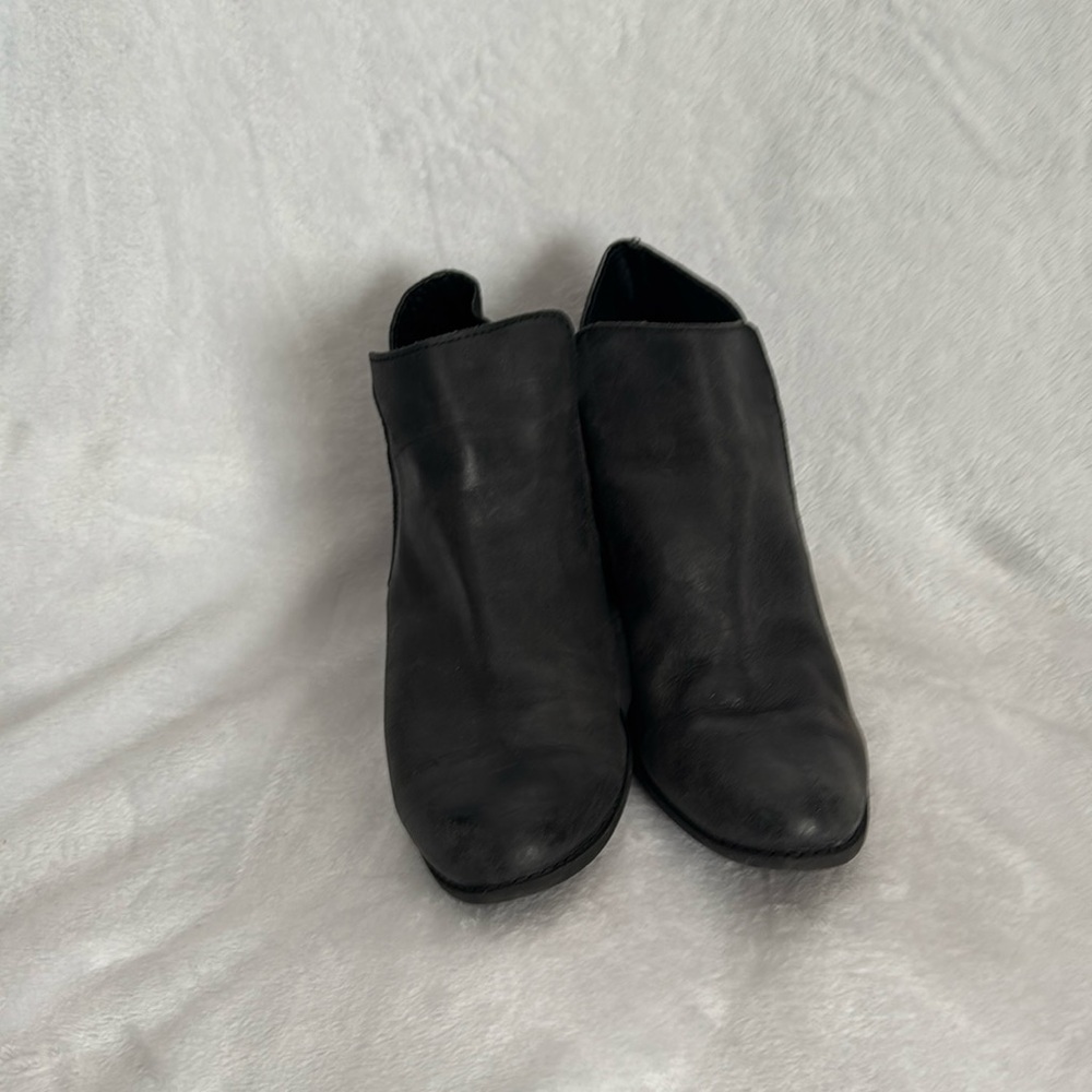 Me Too Leather slip on low heel Ankle Boots